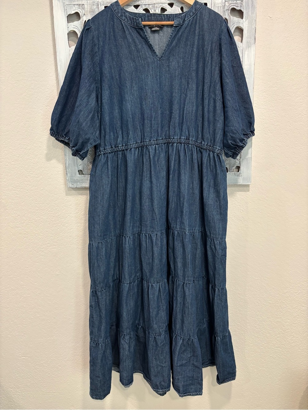 City Chic August Short Sleeve Dark Blue Denim Tiered Midi Dress - Picture 3 of 11